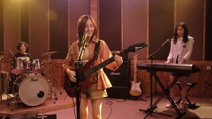 Adegan film Virgo and the Sparklings 