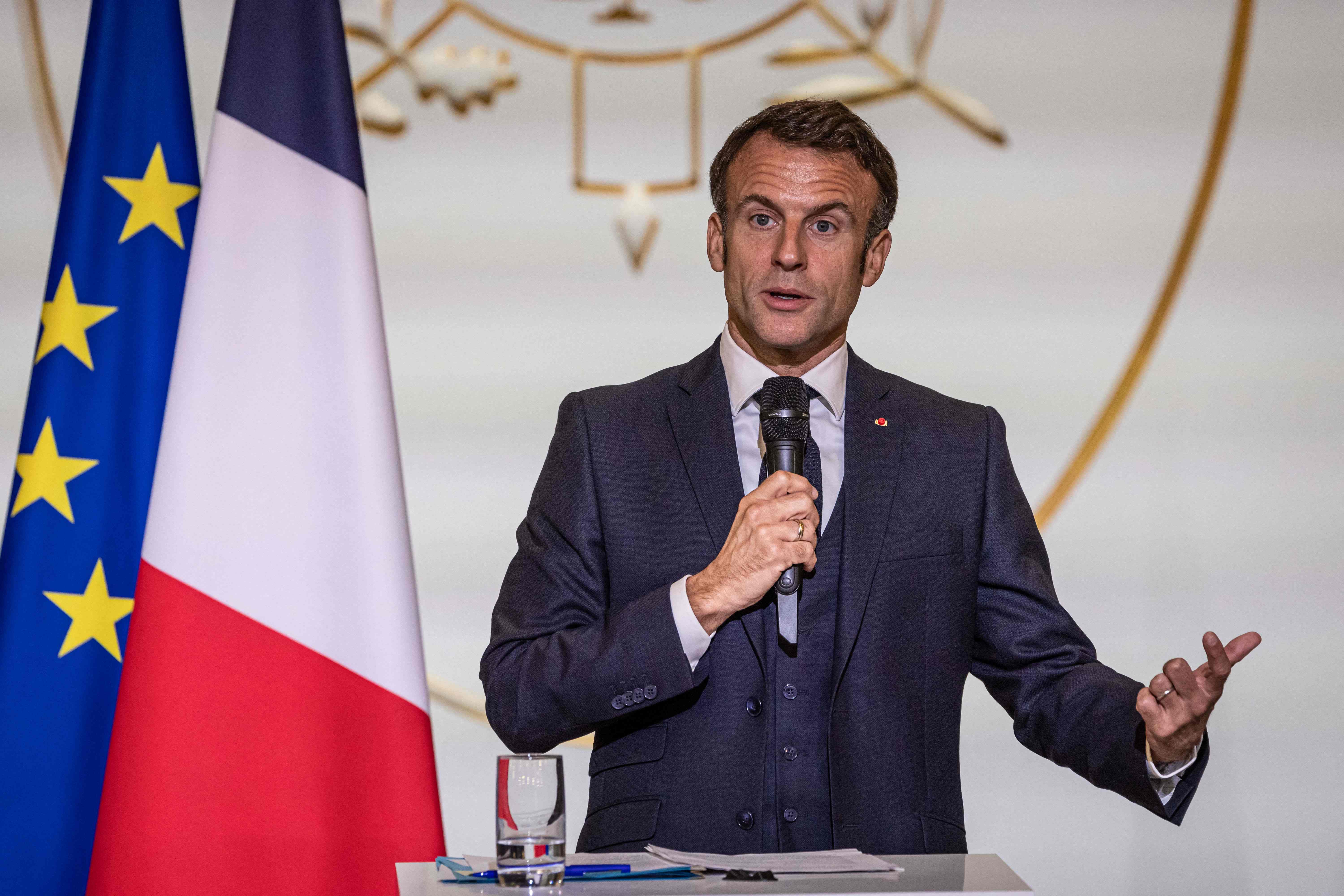 Macron Klaim Bawa Proposal Perdamaian ke Israel