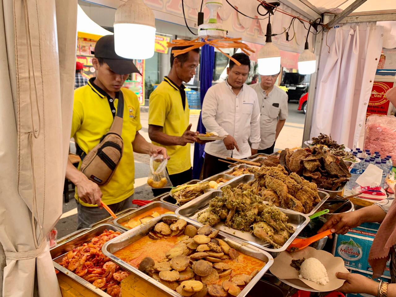 Pentas Budaya dan Kuliner Minangkabau 'Takana Jo Kampuang' digelar di Cibubur Junction, Jakarta Timur pada 26-29 Oktober 2023.
