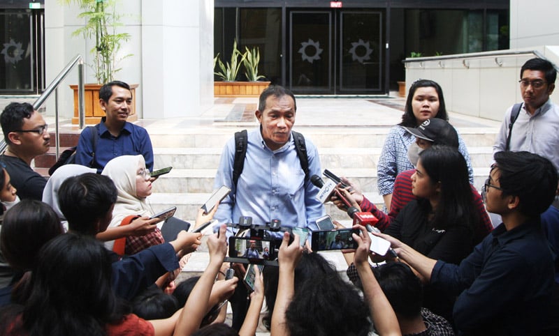 Saut Situmorang siap penuhi panggilan Polda Metro Jaya sebagai saksi dalam kasus dugaan pemerasan oleh pimpinan KPK.