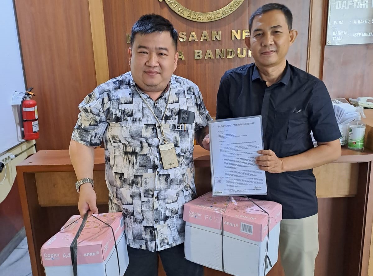 Ratusan Korban Investasi Bodong DNA Pro Mendatakan Diri sebagai Korban pada Kejari Bandung 