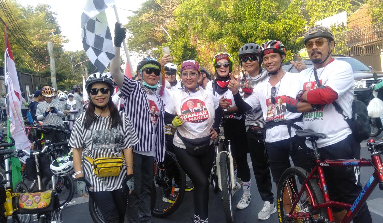 Relawan Ganjar rayakan Hari Sumpah Pemuda dan ultah capres 2024 tersebut.