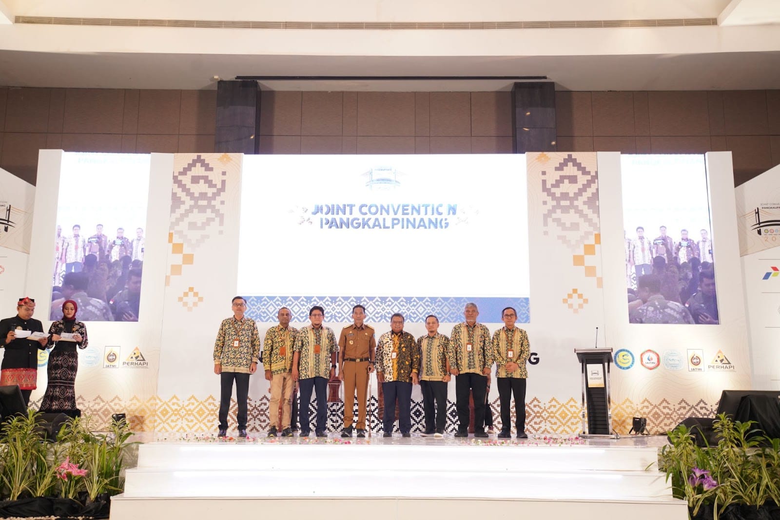 Acara opening ceremony Joint Convention Pangkalpinang 2023 yang dibuka oleh Pj. Gubernur Bangka Belitung dan 5 Ketua Asosiasi Migas