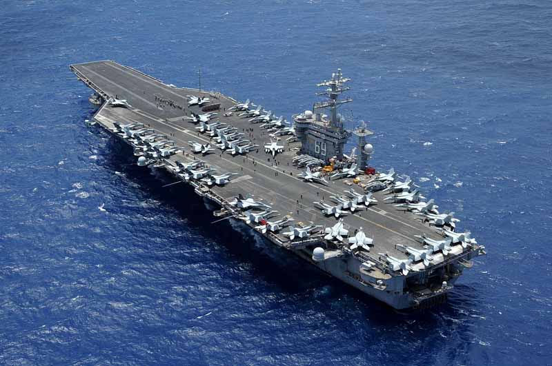 USS Eisenhower yang dikirimkan ke laut Timur Tengah.