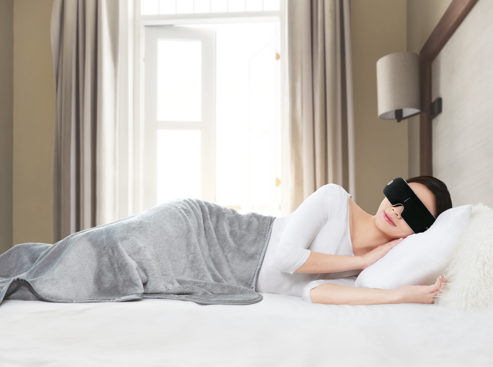 uVision Air adalah produk perawatan mata inovatif yang dirancang untuk memberikan relaksasi dan bantuan bagi mata yang lelah dan tegang.