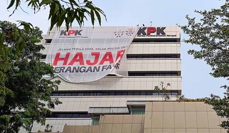 ASN diminta KPK untuk netral dalam pemilu 2024 karena memberikan pengaruh besar.