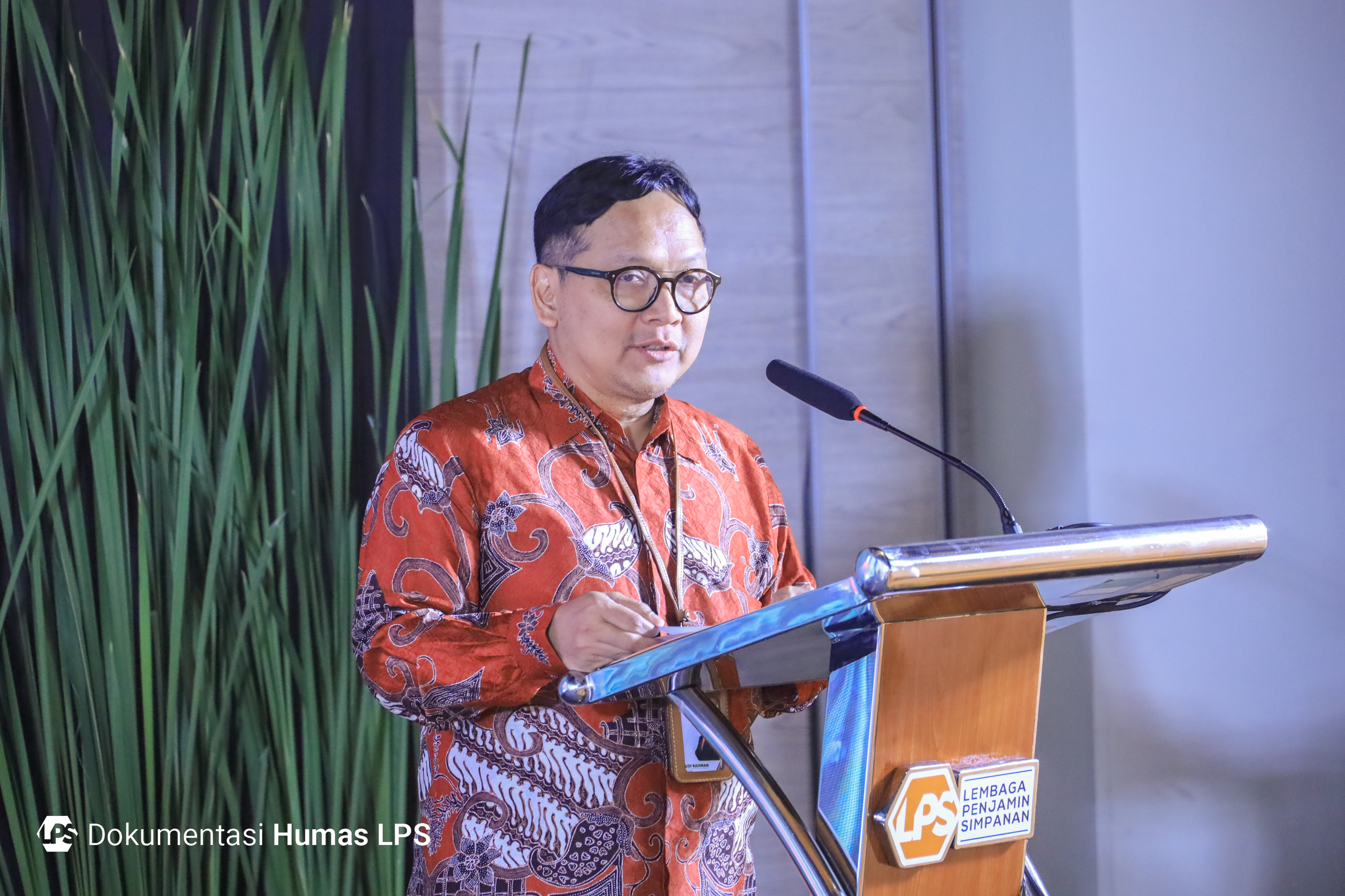Plt. Direktur Eksekutif Sumber Daya Manusia dan Administrasi LPS Rudi Rahman 