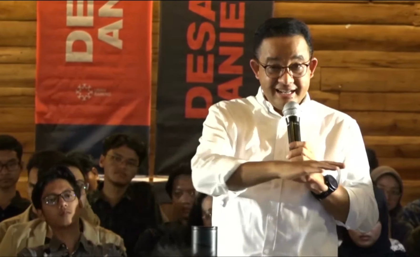  Anies Baswedan lebih memilih contract farming ketimbang food estate.