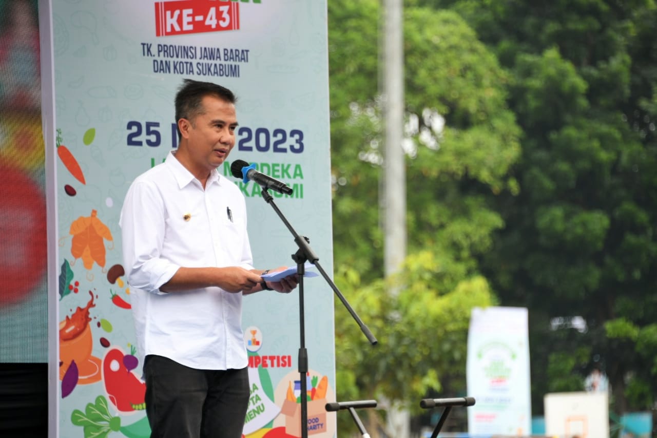 Penjabat Gubernur Jawa Barat Bey Machmudin