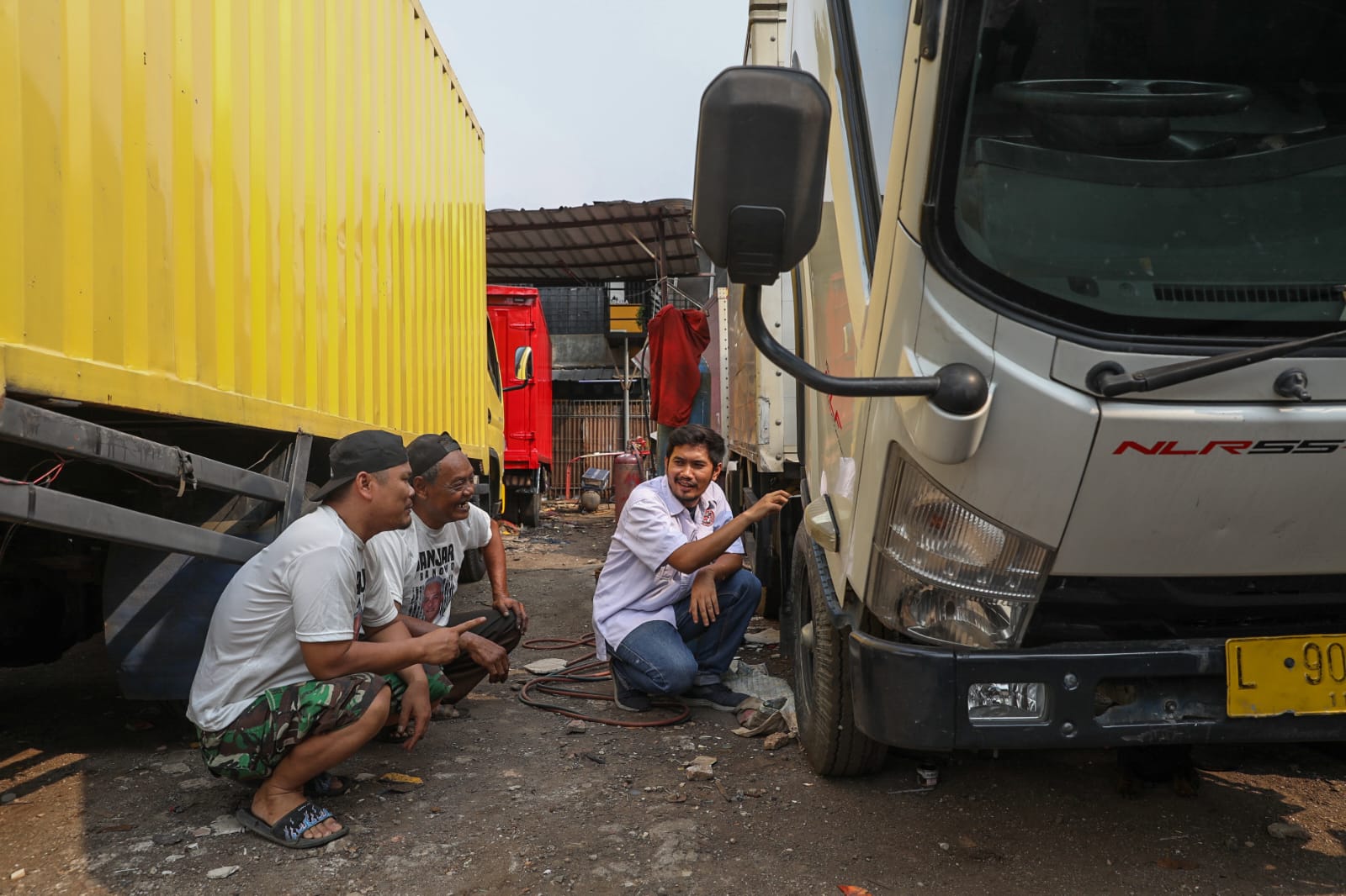 Komunitas Sopir Truk (KST) mengadakan Pelatihan Keselamatan Berkendara (Safety Driving)
