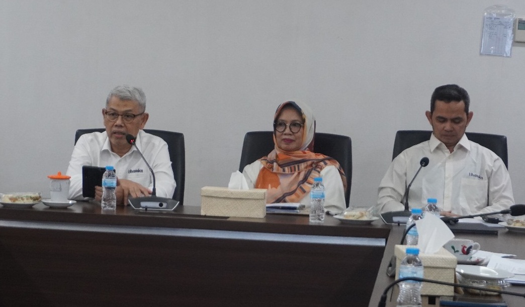 Konfrensi pers riset peneltian tentang kepemimpinan perempuan oleh Uhamka.