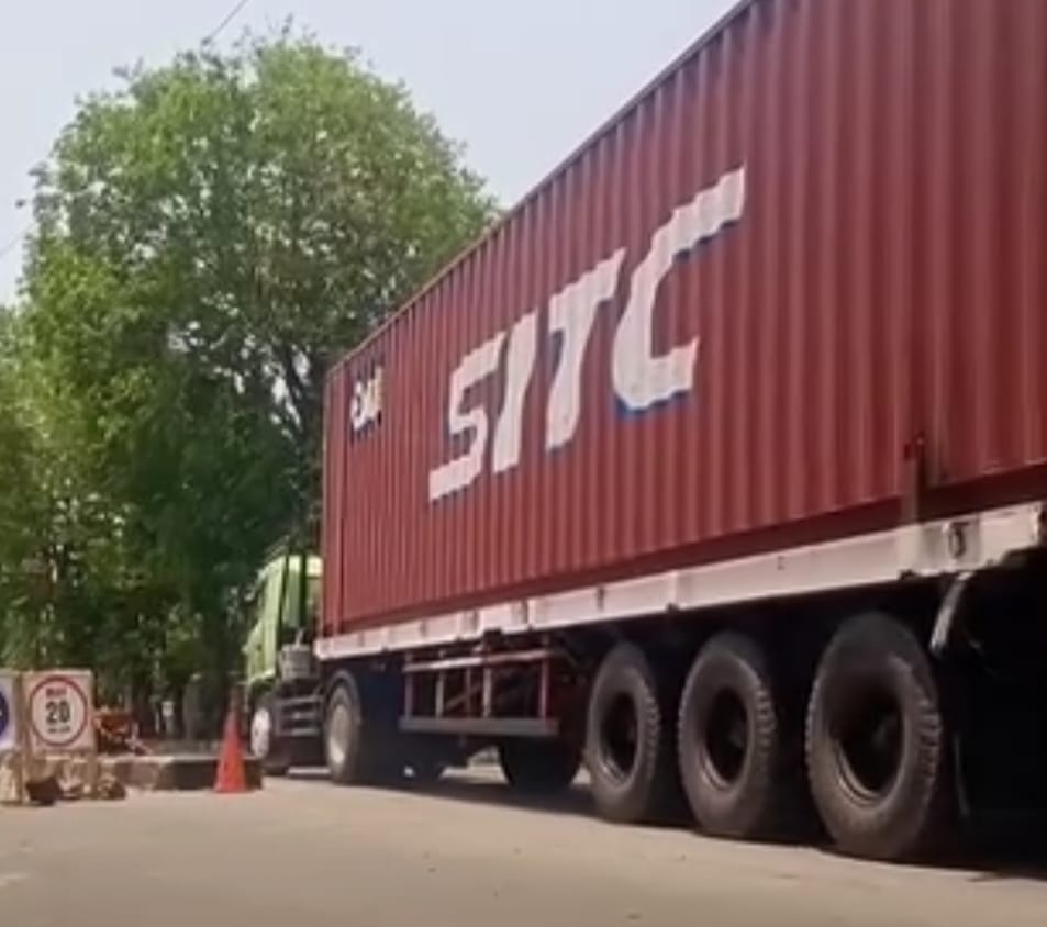 Perbaikan Jalan Pantura Semarang-Batang Diminta Selesai H-7 Nataru