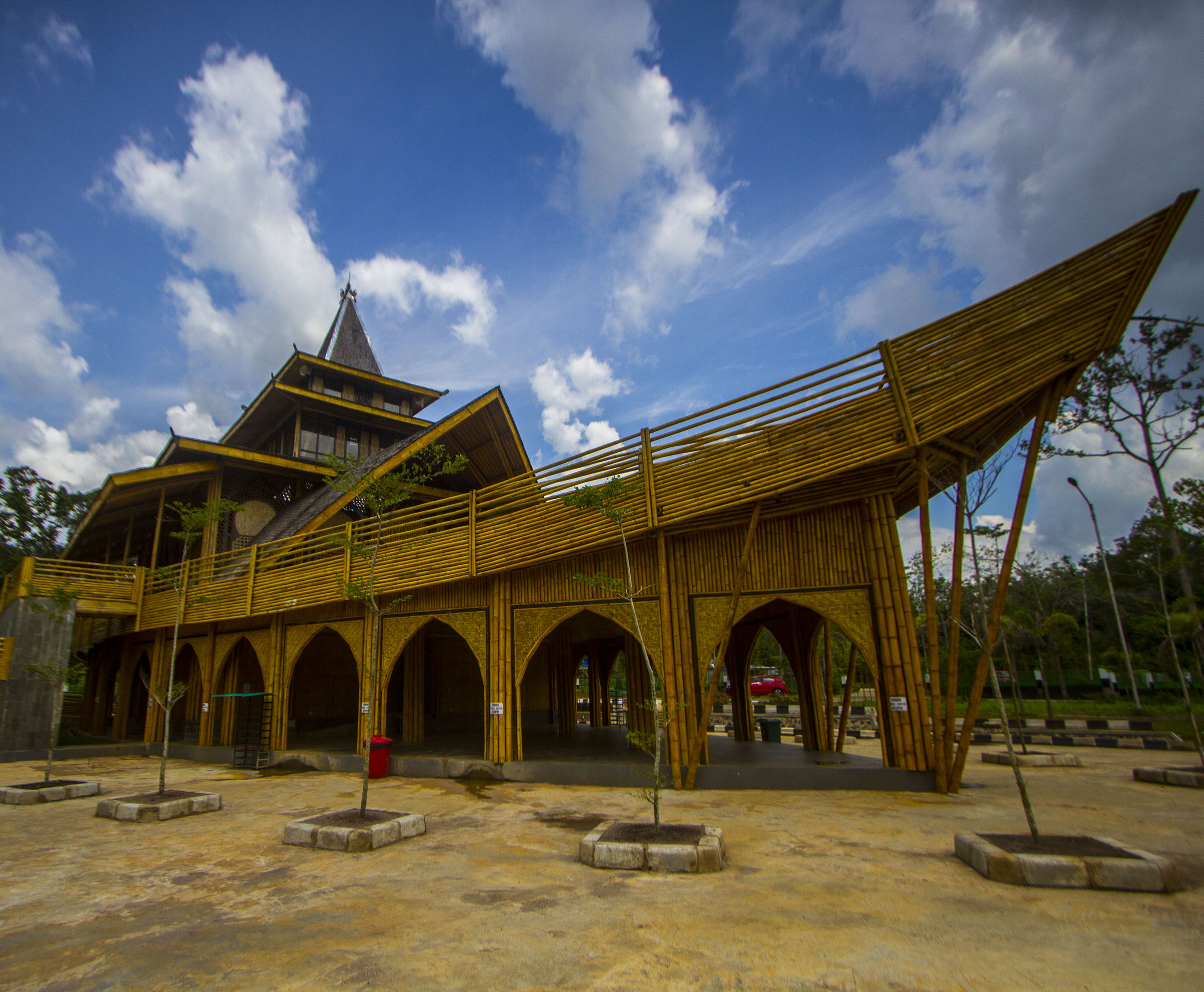 Kawasan wisata Kiram Park di Kalimantan Selatan akan menjadi lokasi digelarnya Kiram Arts Festival pada 8-12 November 2023.