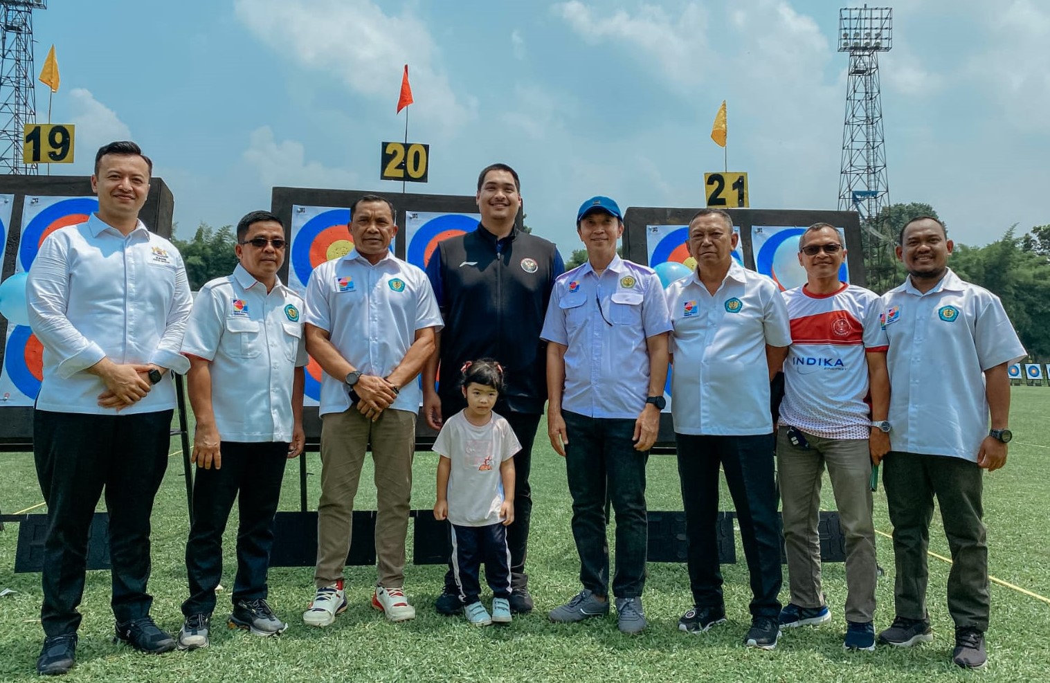 Menpora Dito Ariotedjo dan jajaran pengurus PB Perpani