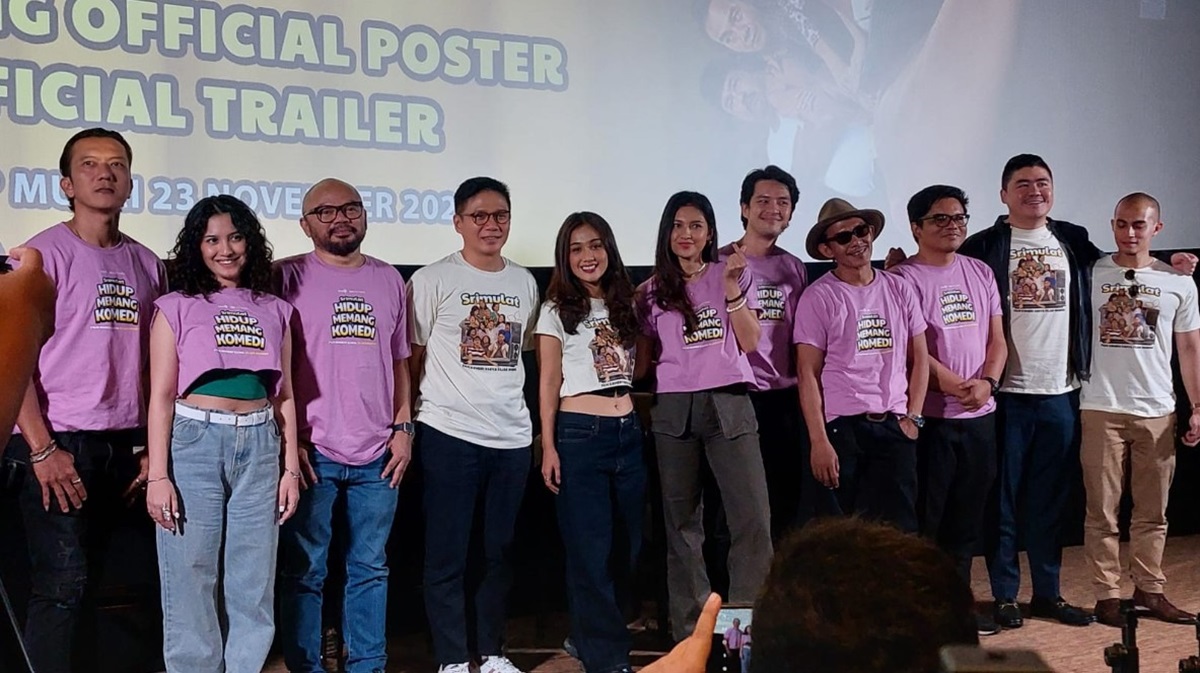 Para pemain dan kru film Srimulat: Hidup Memang Komedi