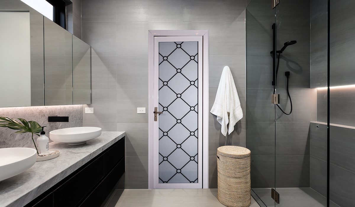 Fortress Aluminos in Bathroom diperkenalkan di Indobuiltech 2023