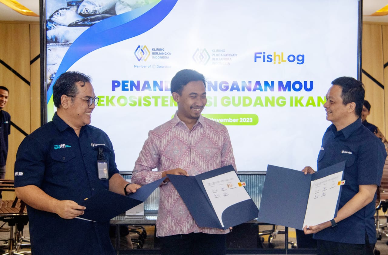 Penandatanganan MoU PT KBI, melalui anak usahanya, PT Kliring Perdagangan Berjangka Indonesia (PT KPBI), dengan FishLog. 