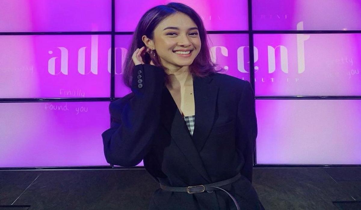 Penyanyi Rahmania Astrini didaulat jadi pembuka dalam konser Coldplay di Jakarta