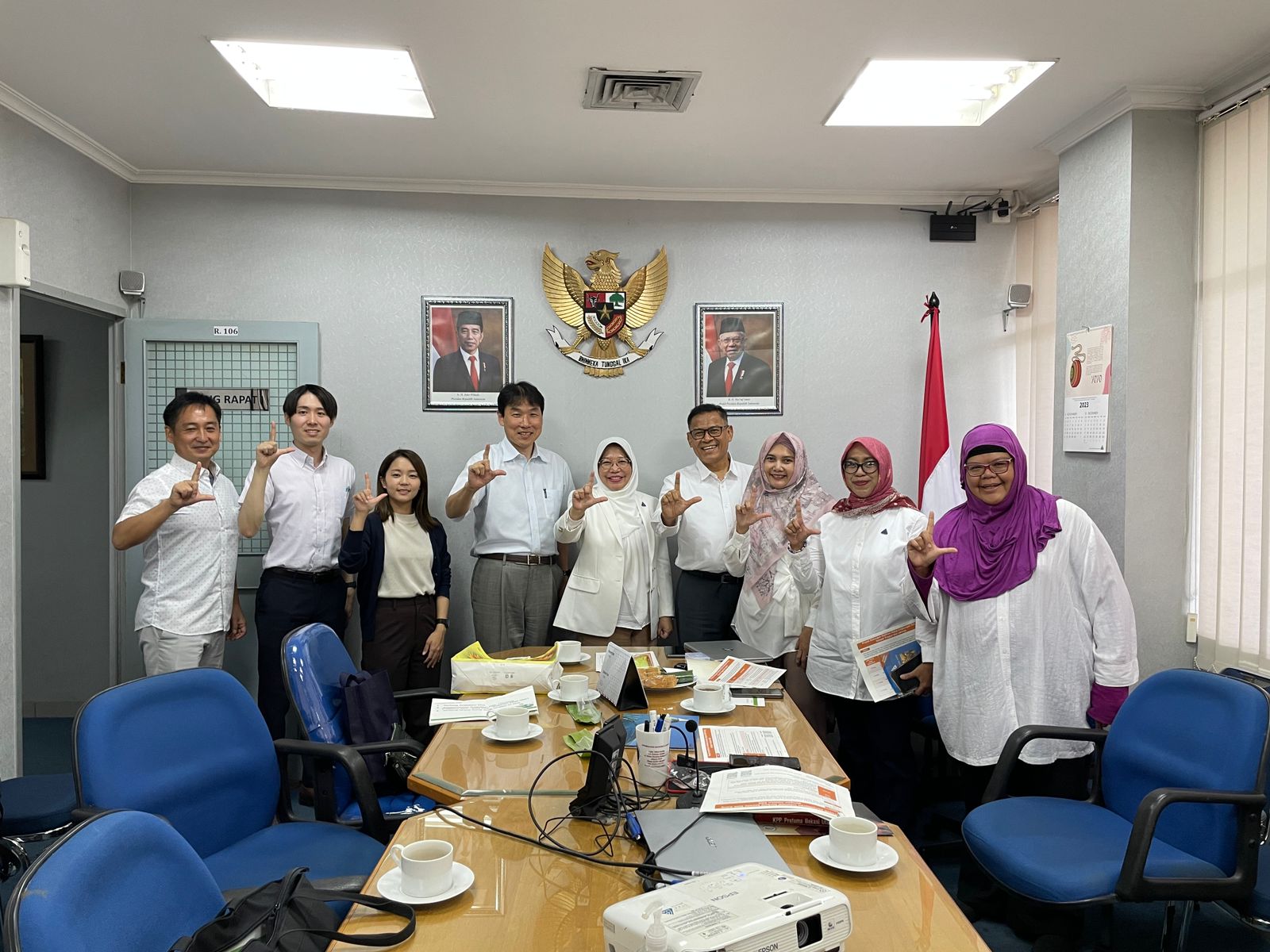 Universitas LIA melaksanakan program internship dengan menjalin kerja sama dengan universitas dan pemerintah di Provinsi Oita, Jepang.