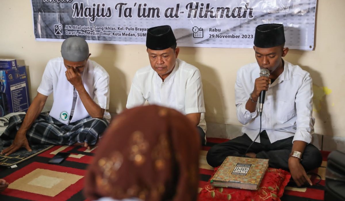 TGS Sumut memberikan bantuan mushaf 