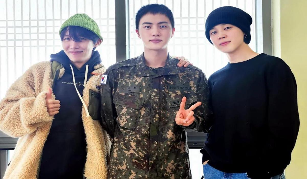 Jin BTS dapat julukan 'pria tampan yang baik hati' karena sering membelikan makanan rekannya sesama prajurit saat wajib militer