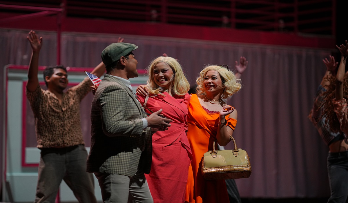 Pertunjukan drama musikal Legally Blonde