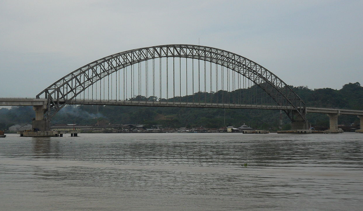 Ilustrasi lagu daerah Kalimantan Timur - Jembatan Mahakam Ulu, Kota Samarinda, Kalimantan Selatan