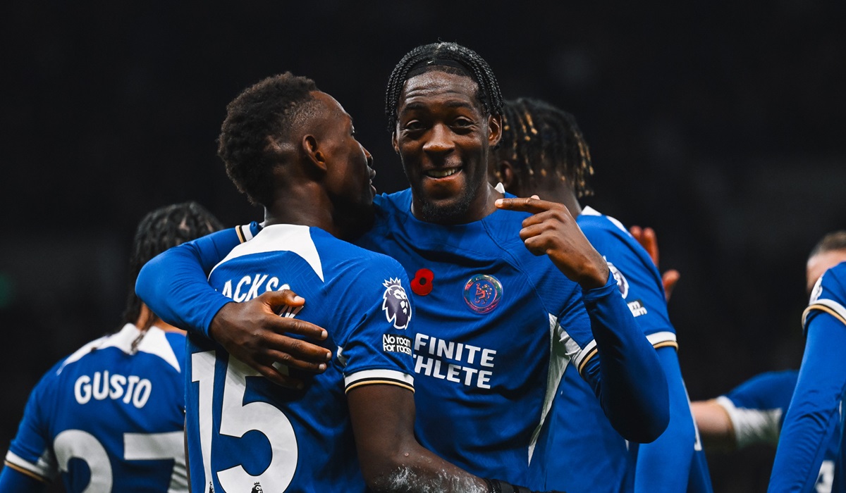 Para pemain Chelsea melakukan selebrasi usai mencetak gol ke gawang Tottenham Hotspur