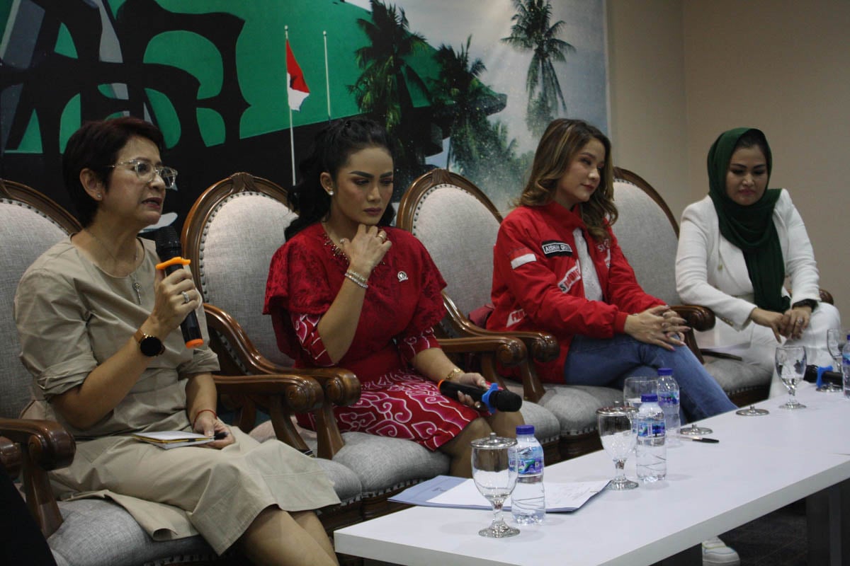 Ilustrasi - Sejumlah selebritas menjajal peruntungan mereka di dunia politik. Siapa saja mereka?