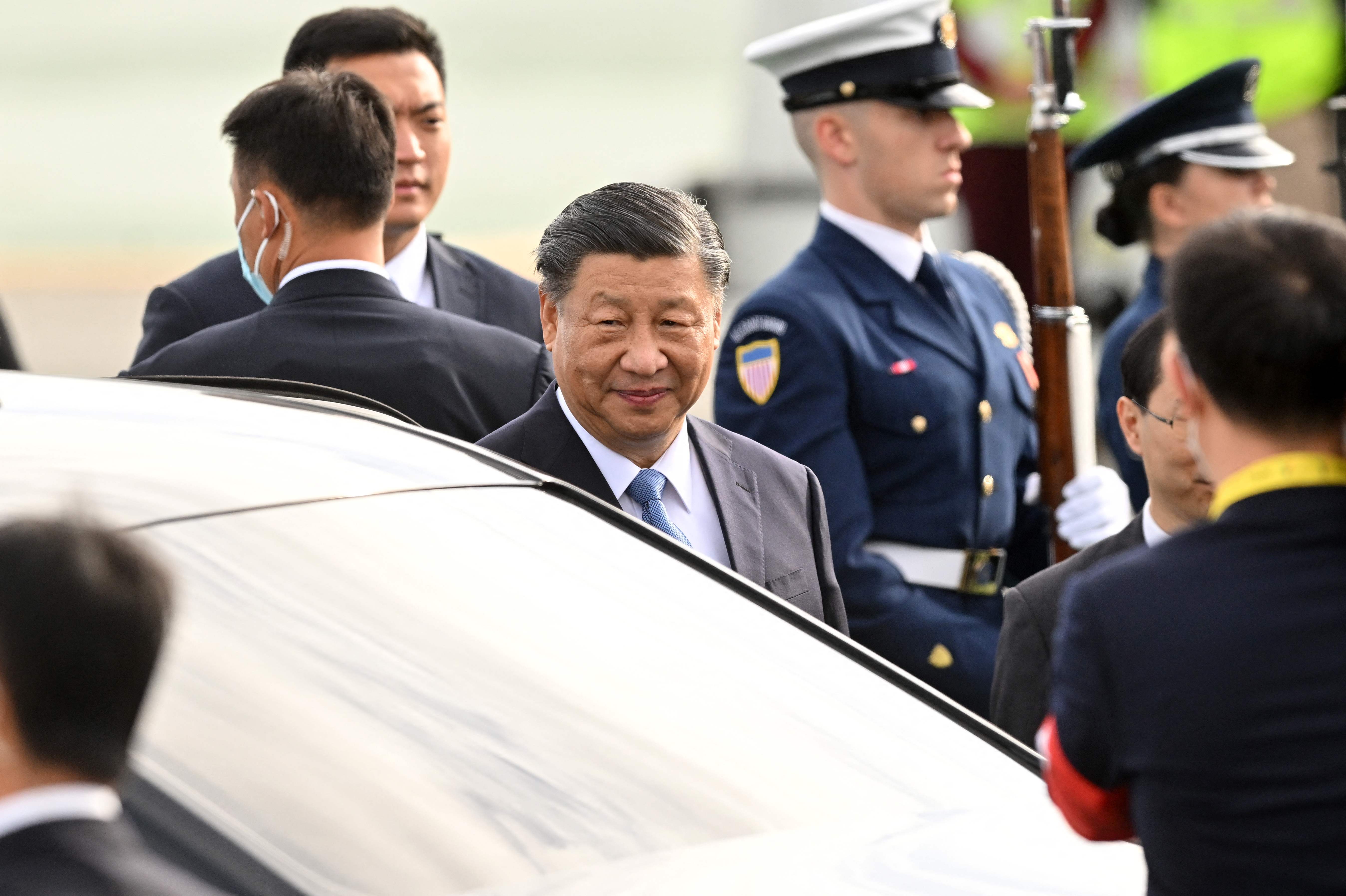 Presiden Tiongkok Xi Jinping tiba di AS, Rabu (14/11), untuk menghadiri KTT APEC.