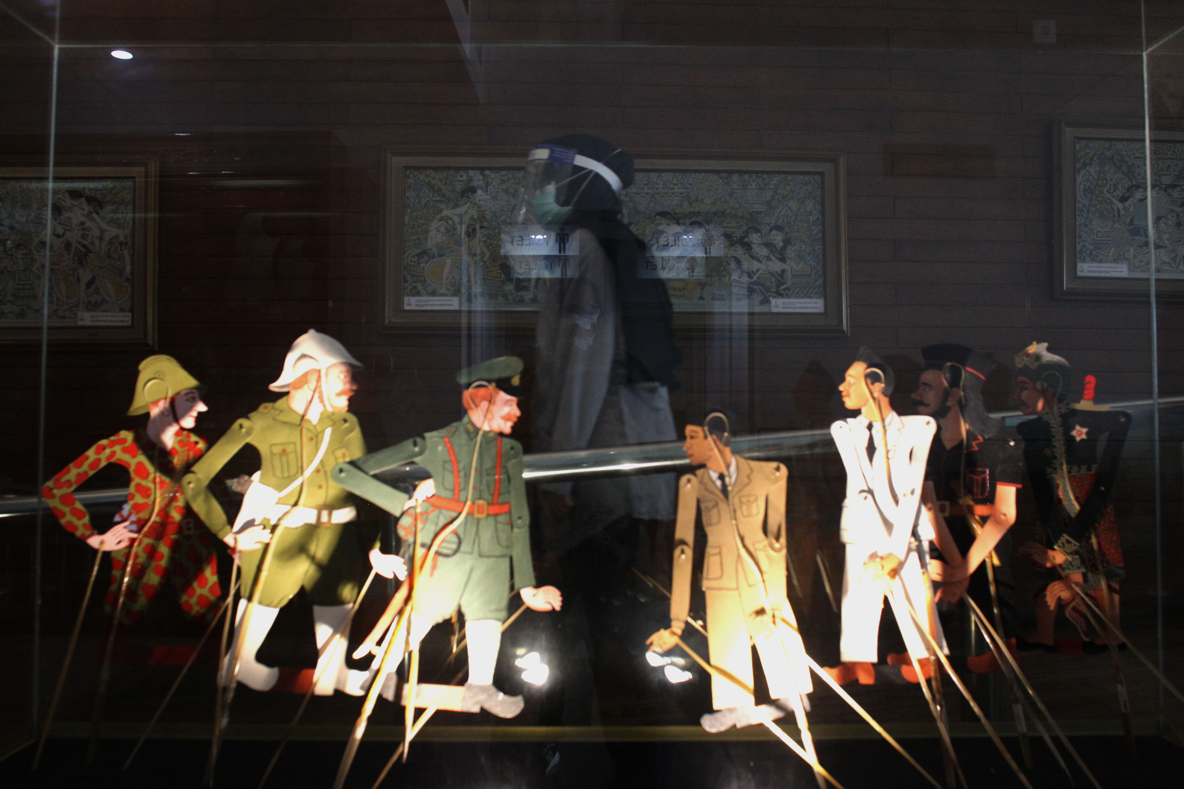 Wayang yang ditampilkan di Museum Wayang
