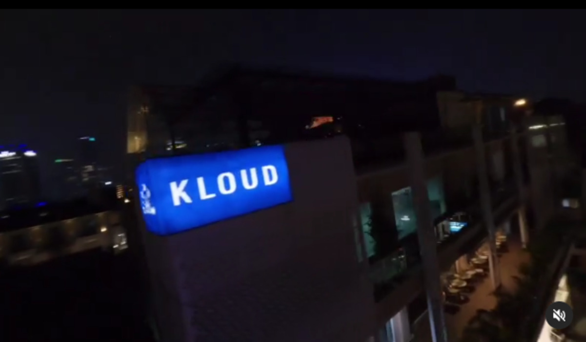 Kafe KLOUD Sky Dining & Lounge di Senopati, Jakarta Selatan.