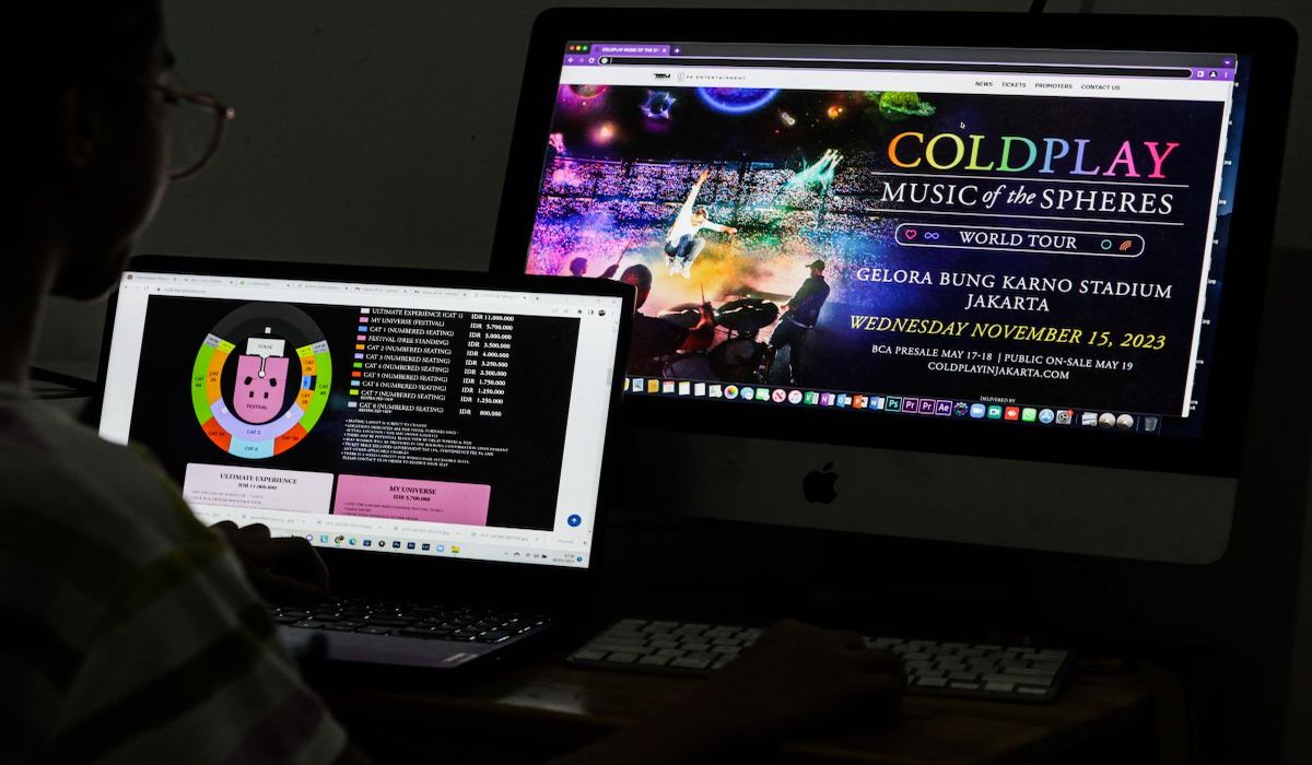 Polisi tangkap penipu jual tiket konser Coldplay di Jakarta