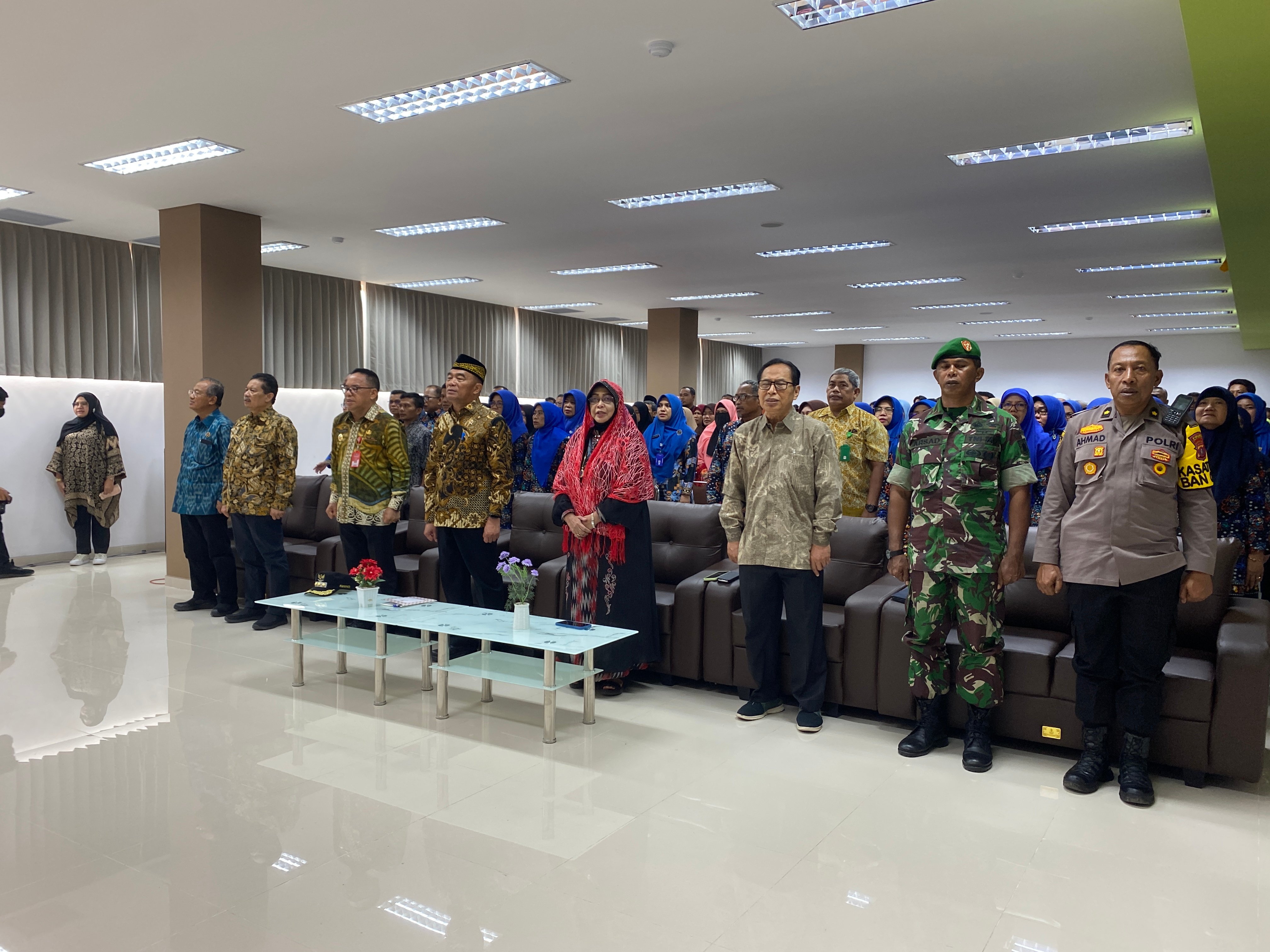 Menteri Koordinator Bidang Pembangunan Manusia dan Kebudayaan Muhadjir Effendy kickoff program UMKM diinisiasi oleh Universitas Gunadarma.