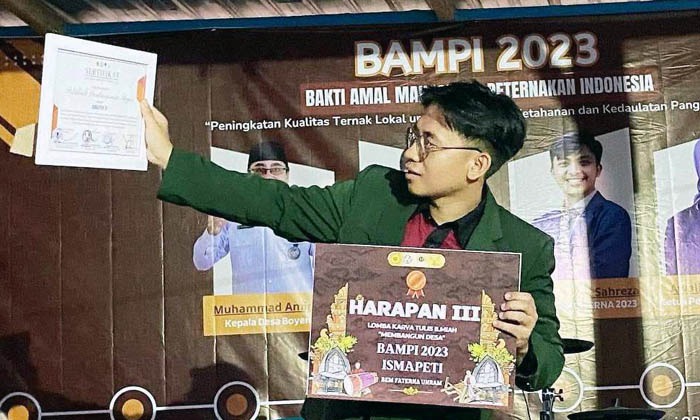  Mahasiswa Polbangtan Bogor, Fauzan Farinduan, meraih prestasi di Bampi atau Bakti Amal Mahasiswa Peternakan Indonesia.