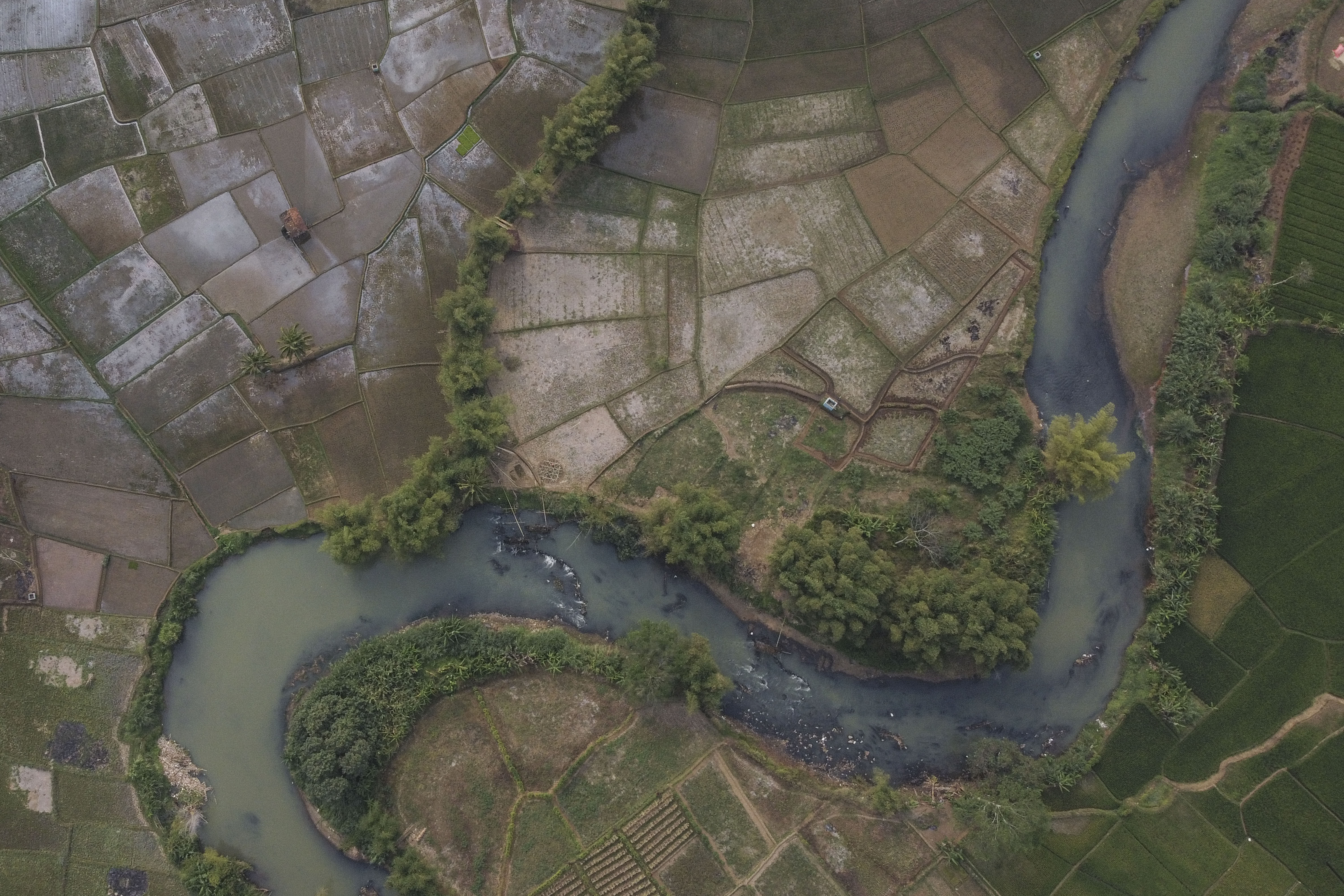 Salah satu aliran sungai di Kabupaten Tasikmalaya