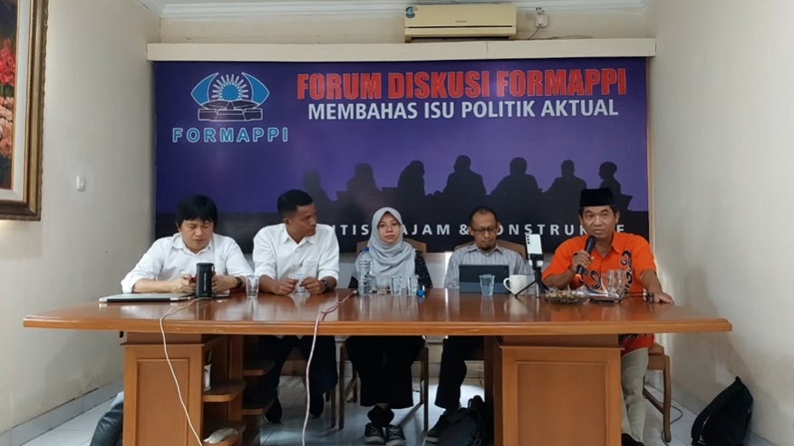 Bawaslu diminta bergerak mengusut dugaan kecurangan Pemilu setelah Presiden Joko Widodo (Jokowi) bertemu relawan Arus Bawah Jokowi