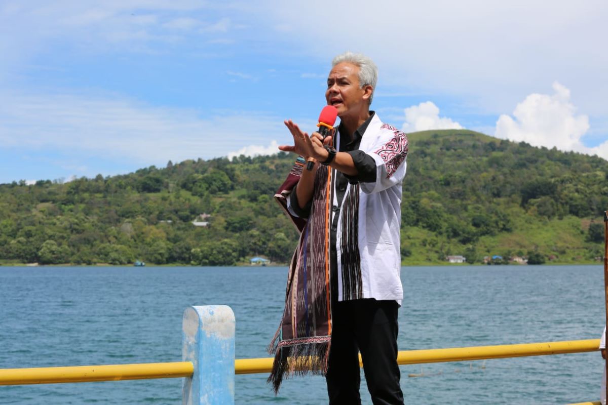 Ganjar Sebut Rapor Pemerintahan Jokowi Jeblok