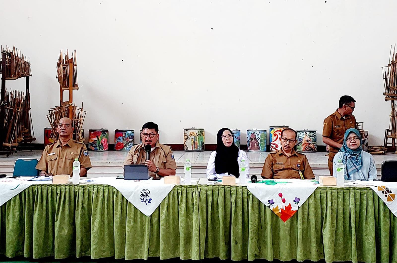 Pemkot Bandung mengadakan kegiatan Penguatan Pendidikan Inklusif Jenjang SMP di Kota Bandung, Jawa Barat.