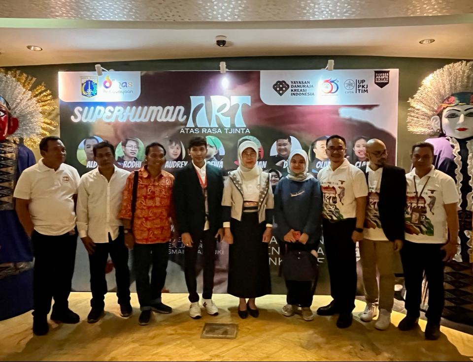 Pembukaan acara Pameran Seni Lukis yang diikuti 23 orang seniman muda Inklusi di Taman Ismail Marzuki (TIM), Jakarta.