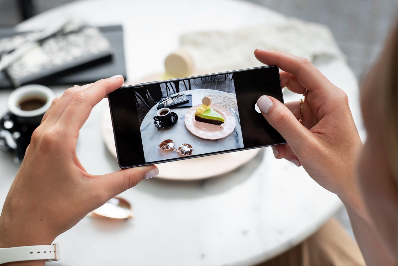 Ilustrasi aplikasi edit background foto