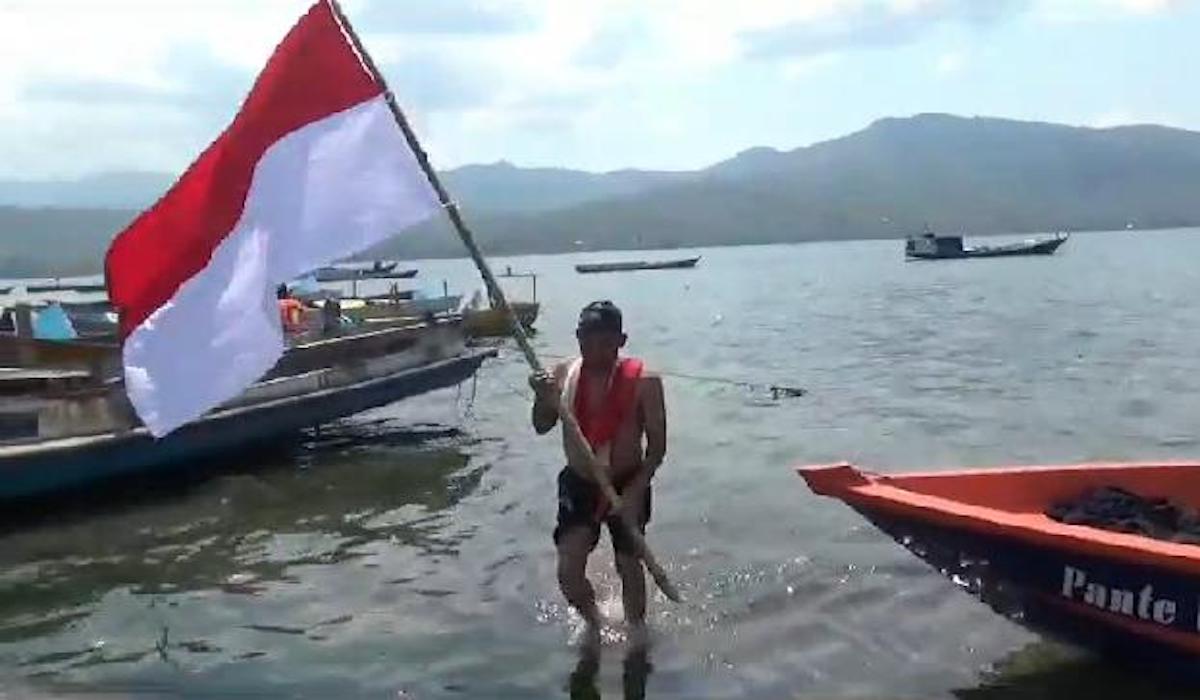 Kakek (56) Rusli Ibrahim.