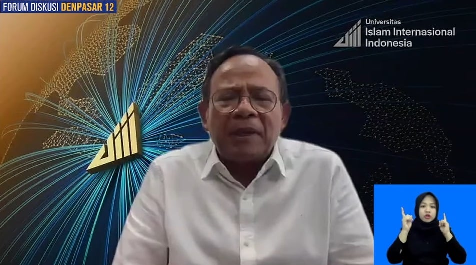 REKTOR Universitas Islam Internasional Indonesia Komaruddin Hidayat 