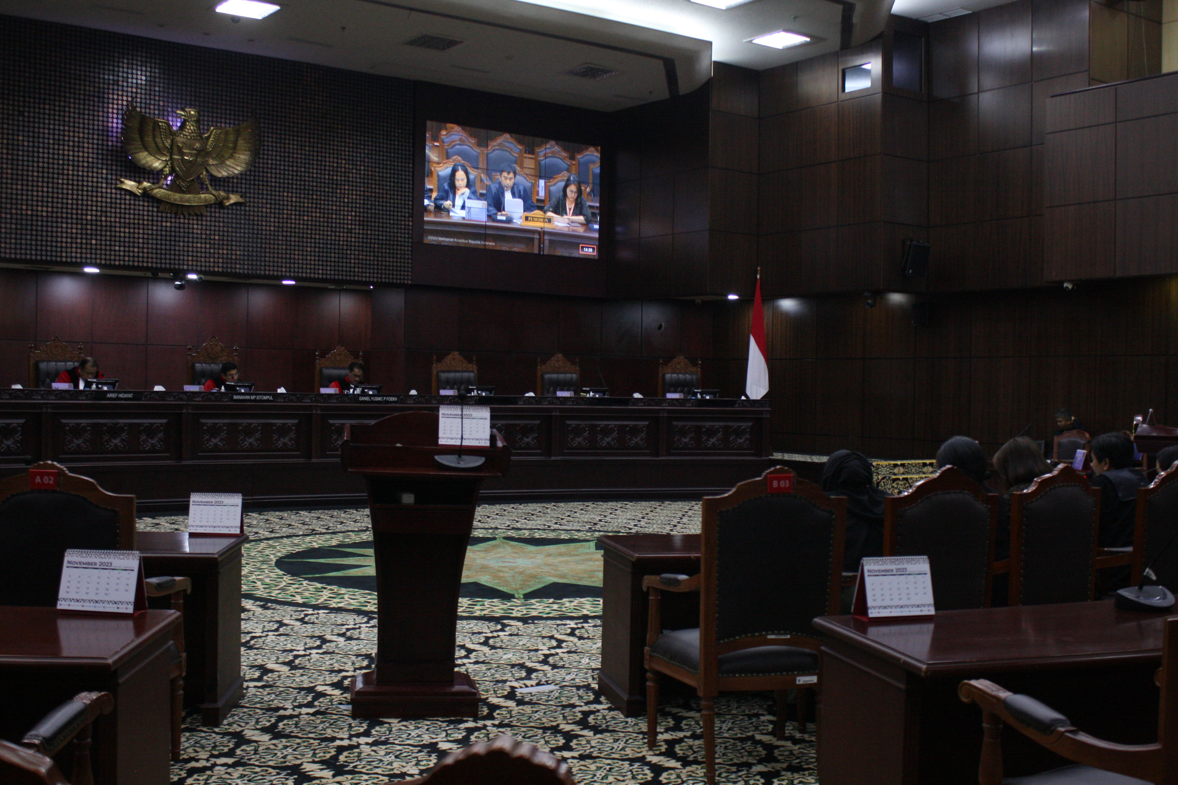 Suasana sidang MK