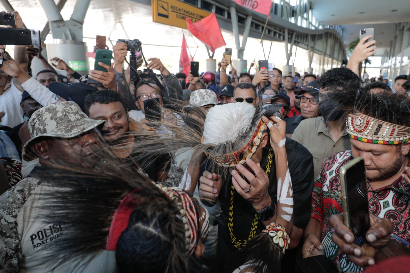 Ganjar Pranowo berkunjung ke Papua
