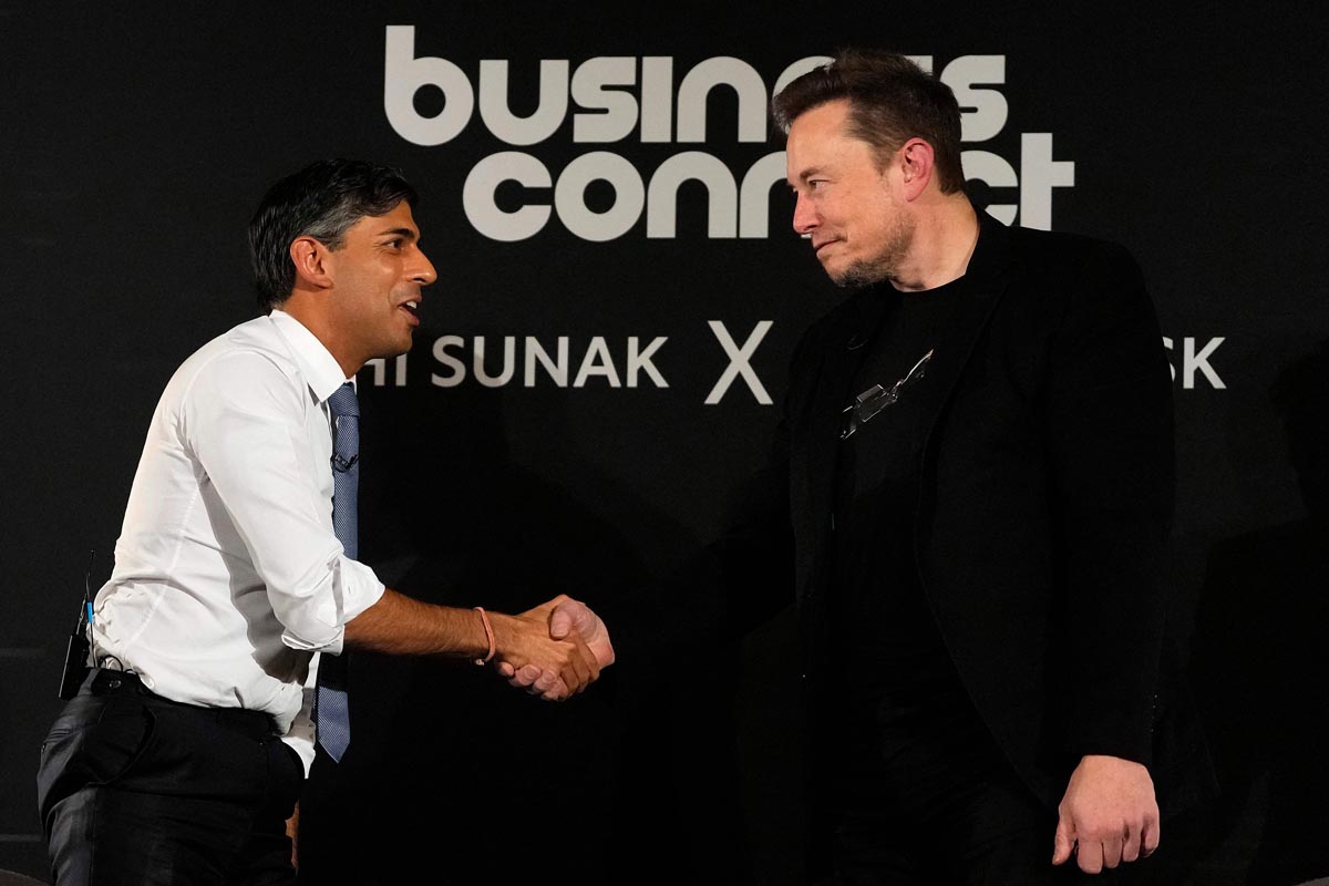Elon Musk berbincang dengan Perdana Menteri Inggris Rishi Sunak