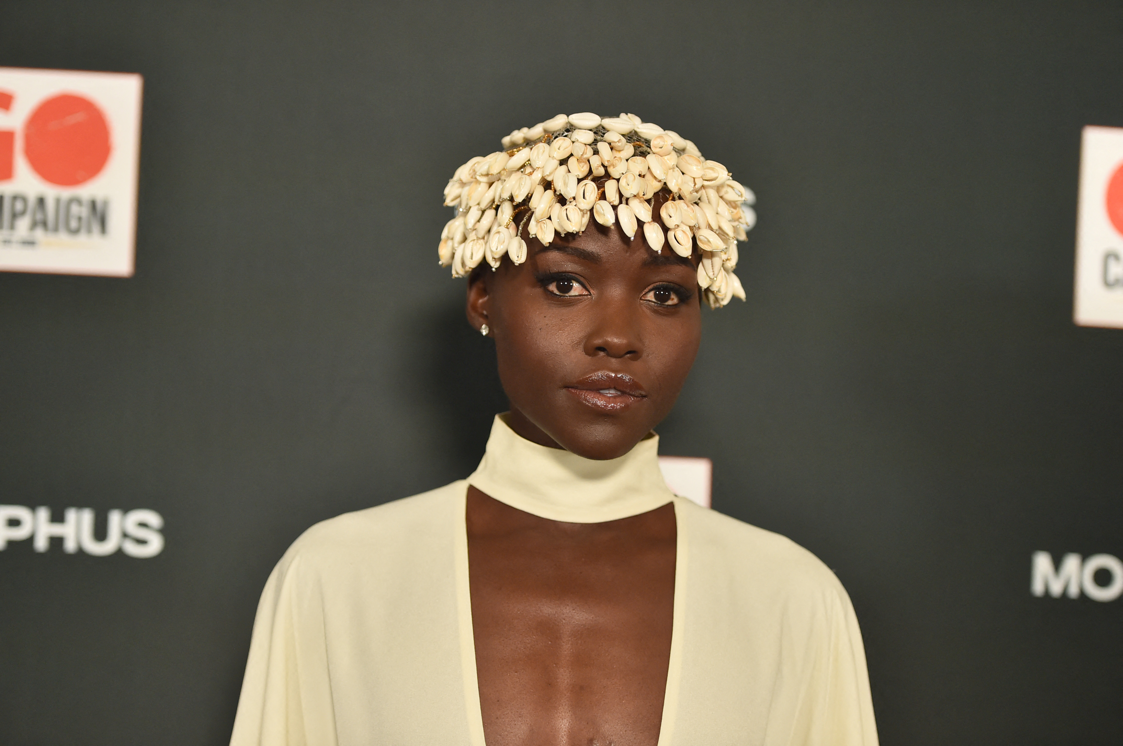 Aktris Lupita Nyong'o memilih menghabiskan waktu bersama sahabatnya Palmer Hefferan setelah patah hati.