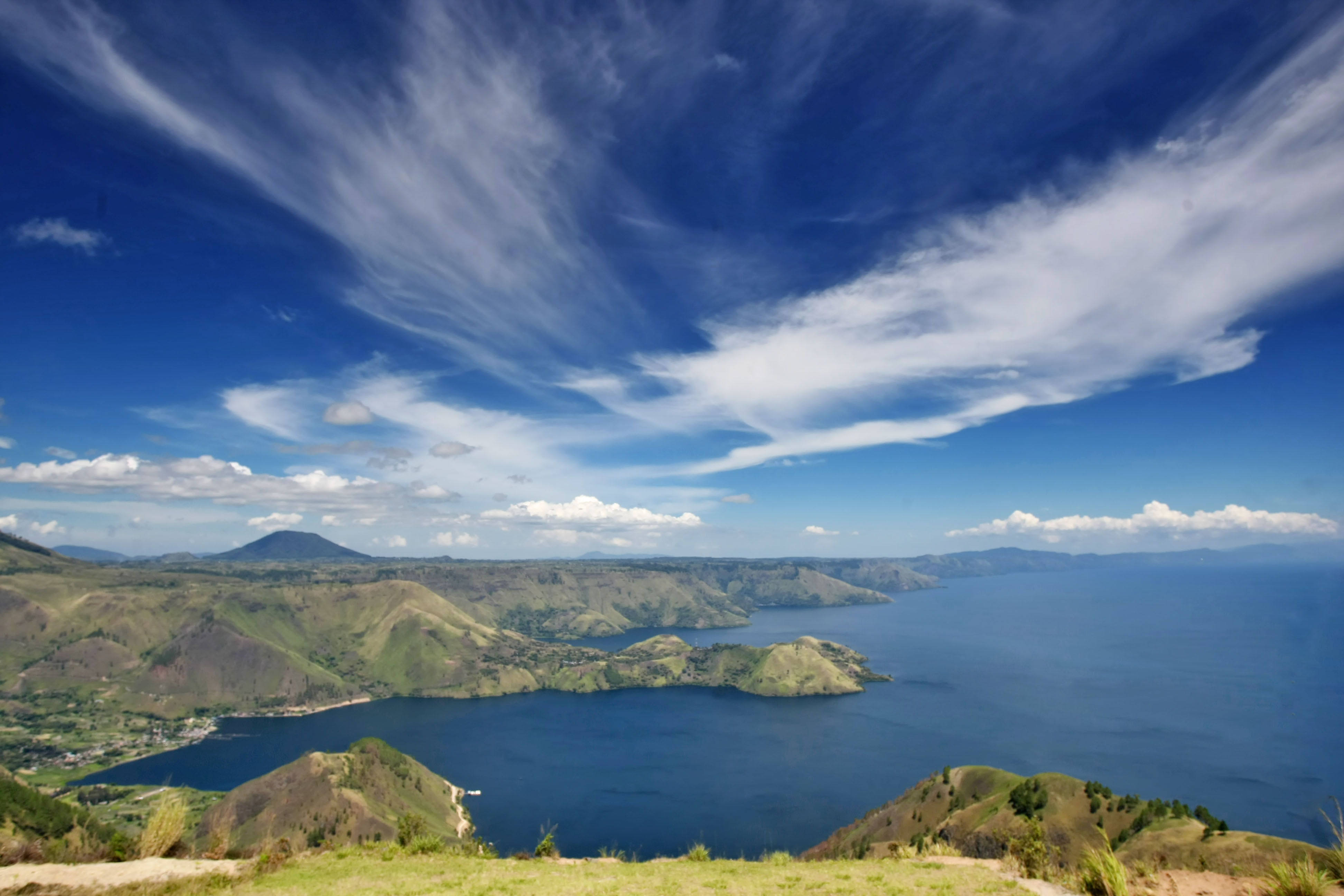 Danau Toba, Sumatra Utara.