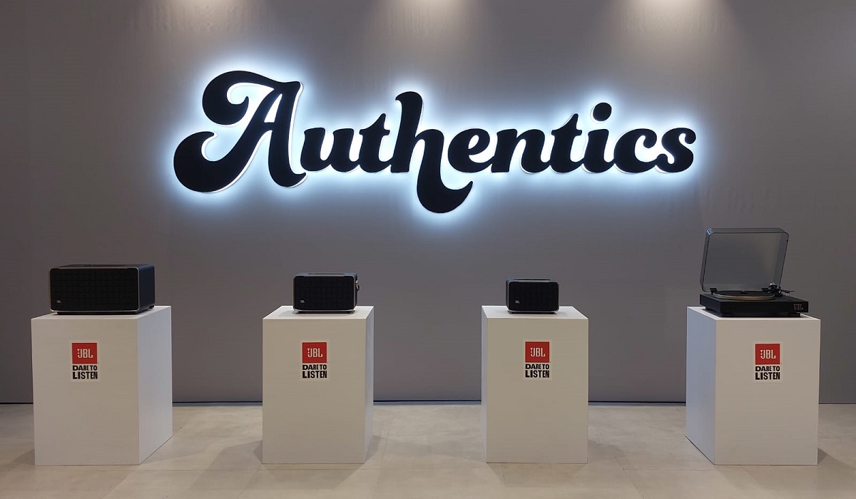 JBL Authentics