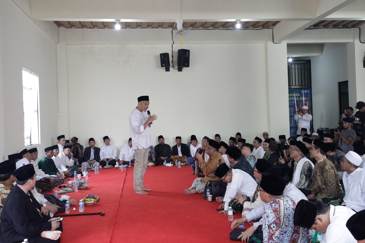 Ganjar bahas UU Pesantren bersama para ulama